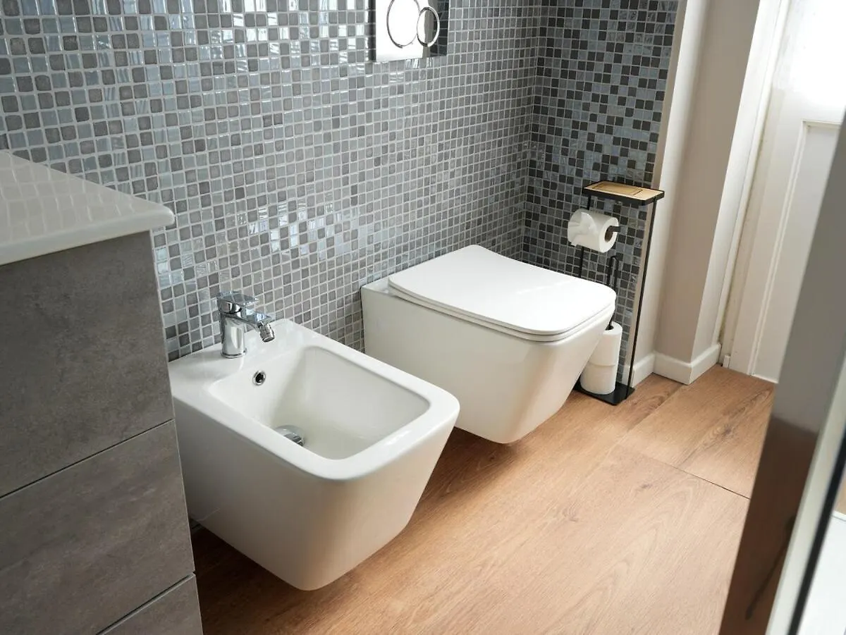 Vernazza Suite Genoa